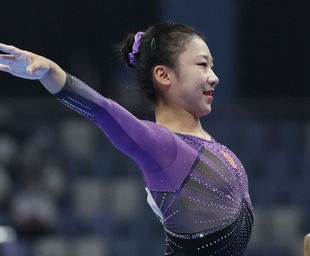 2025九江马拉松开跑 2万名中外跑者竞速庐山脚下